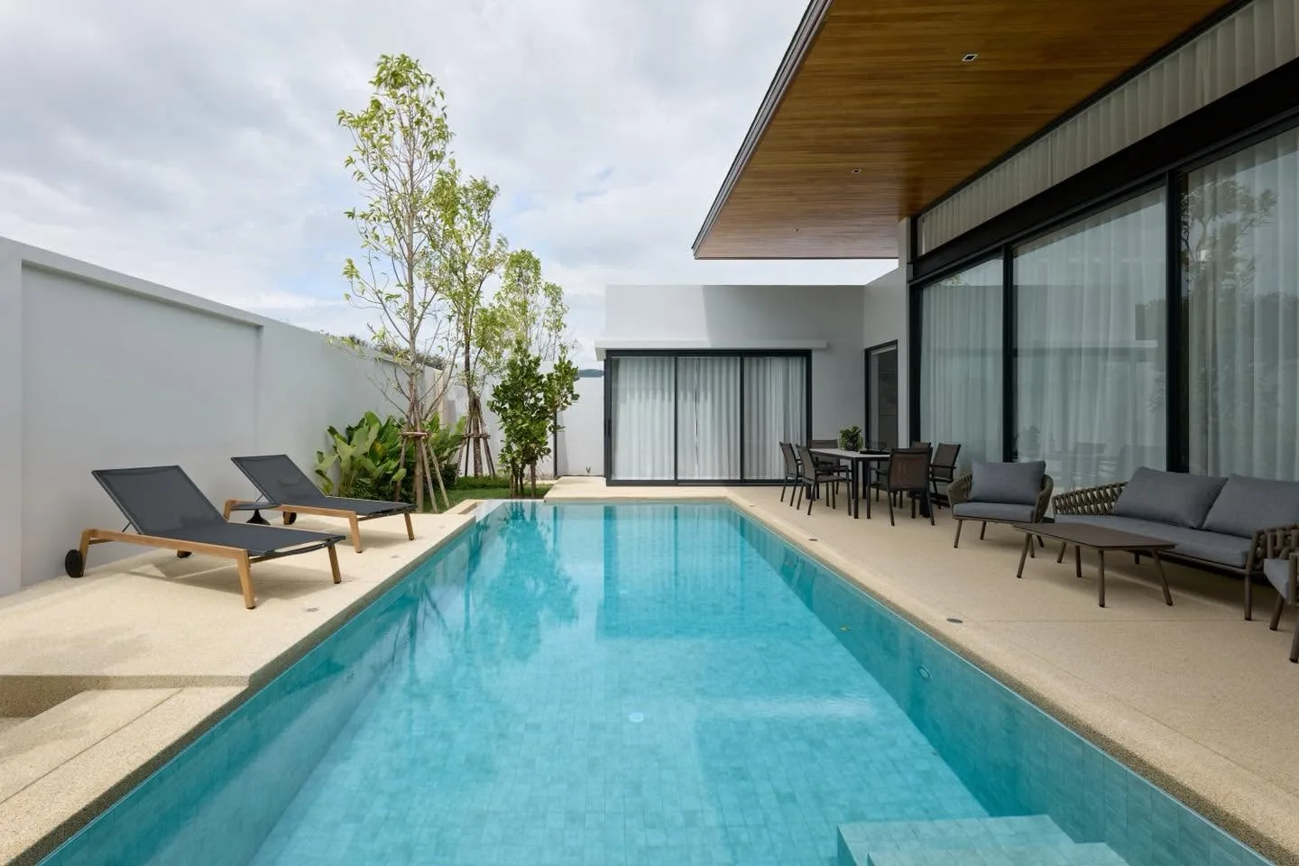 Modern Private Pool Villa at Botanica