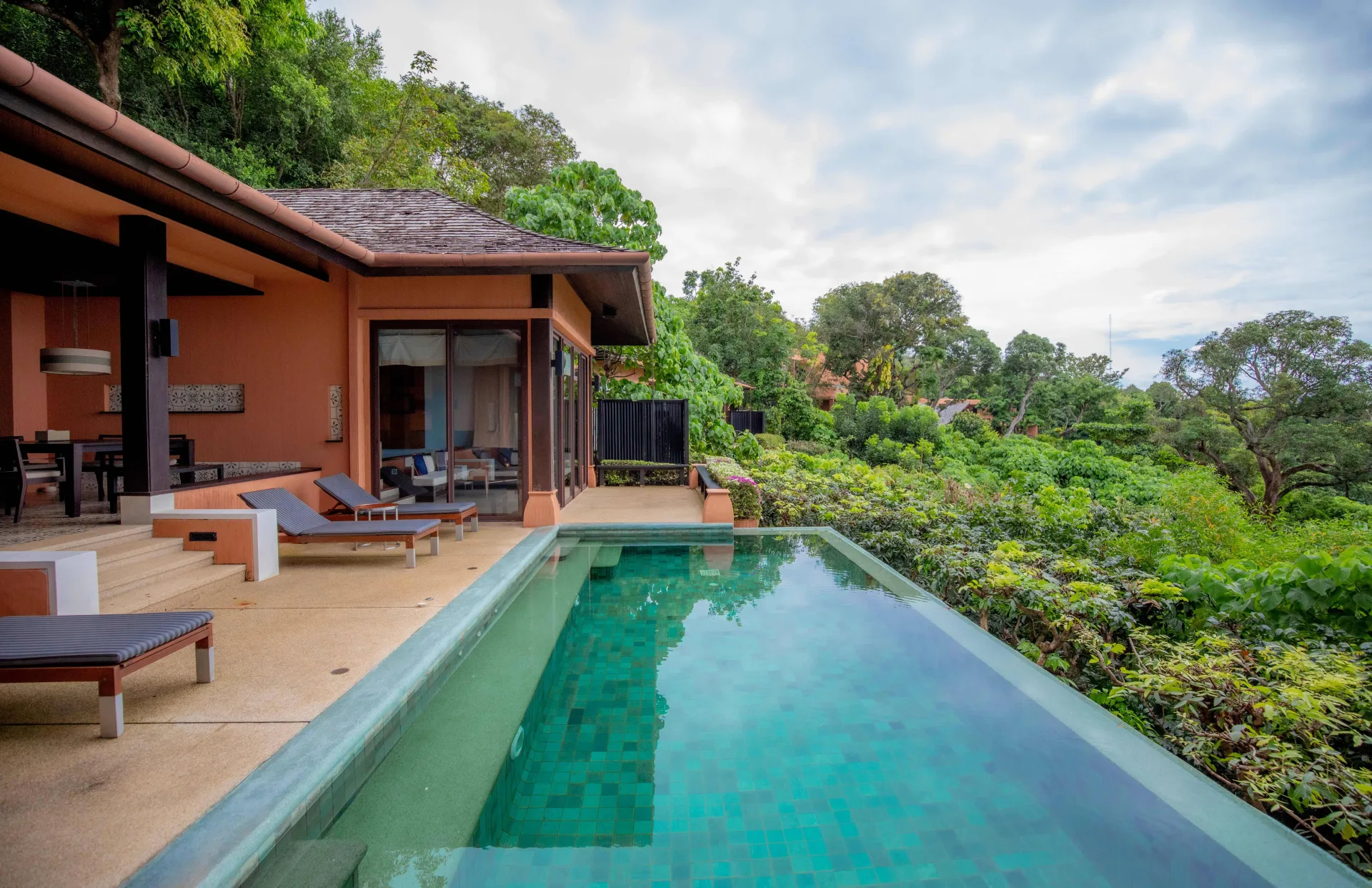 Seaview Pool Villa in Phuket