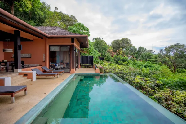 Seaview Pool Villa in Phuket