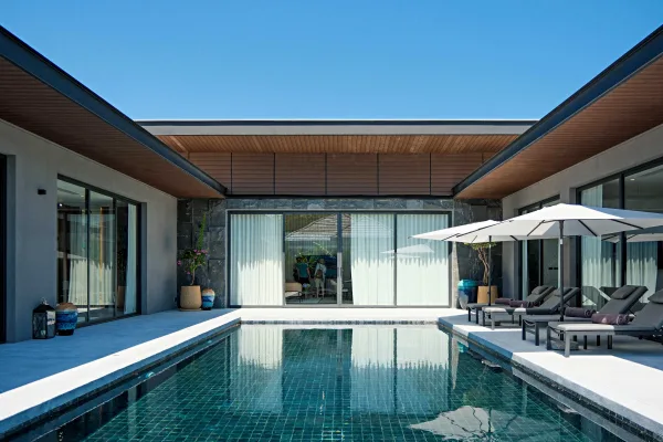 Modern Pool with large living area in Chalong